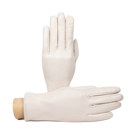 Guanti da donna classici in pelle nappa con apertura sottomano e foderati cashmere