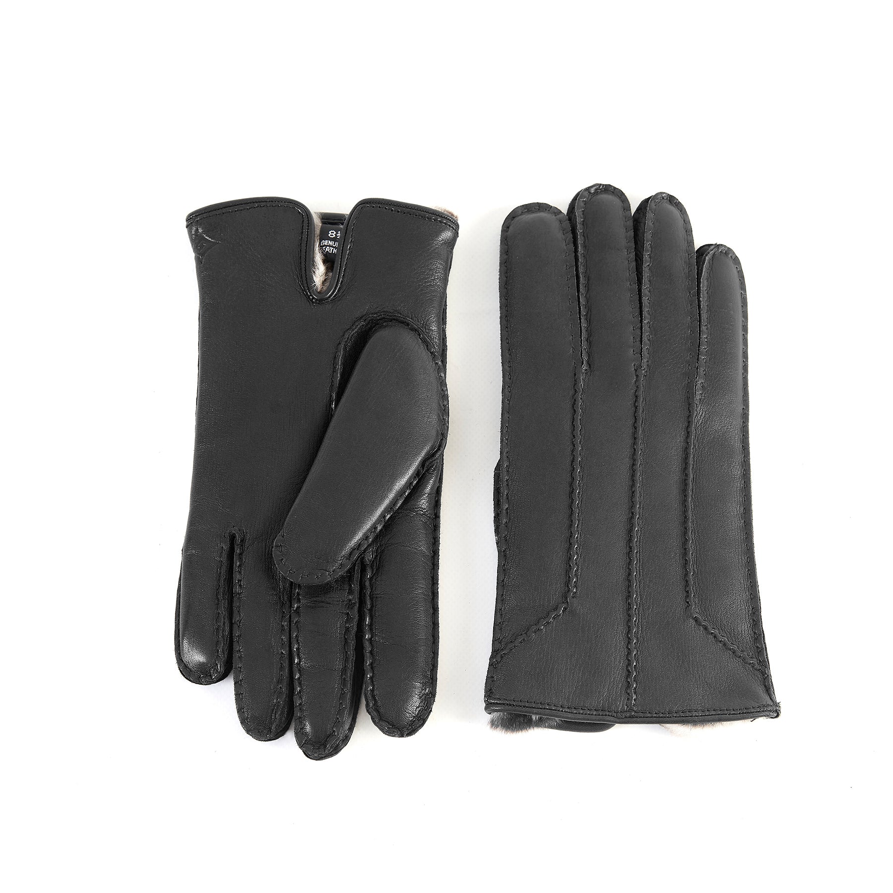 Finestrella: handcrafted deerskin gloves