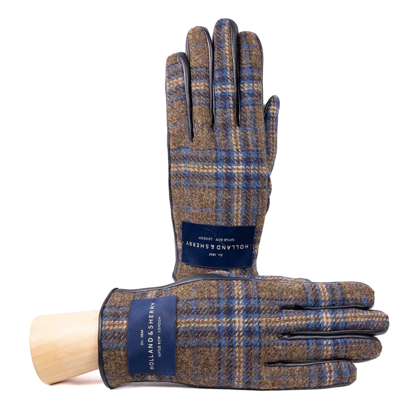 Bespoke Men's nappa touch leather gloves and Holland&Sherry wool top