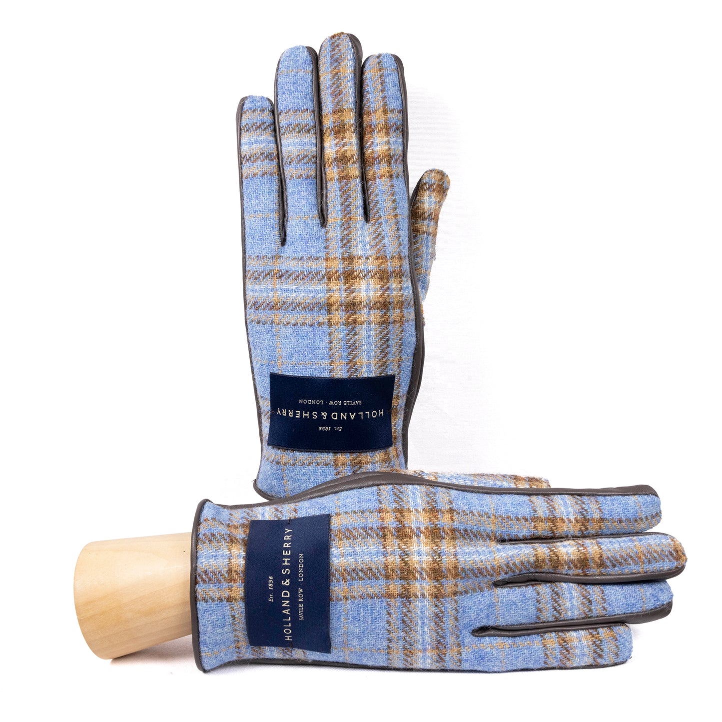 Bespoke Men's nappa touch leather gloves and Holland&Sherry wool top