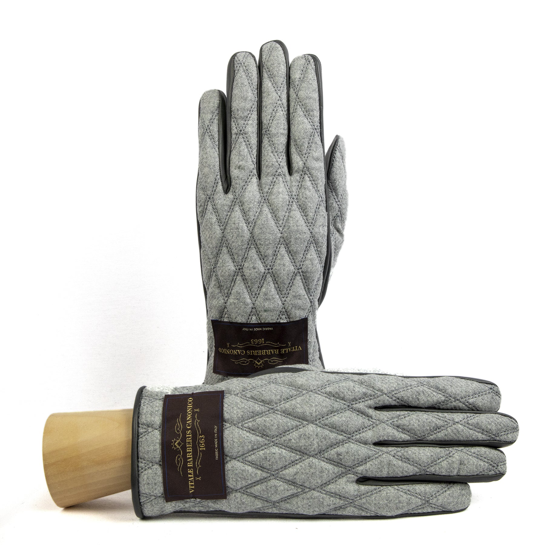 Men's  leather gloves with   quilted  Vitale Barberis Canonico wool top