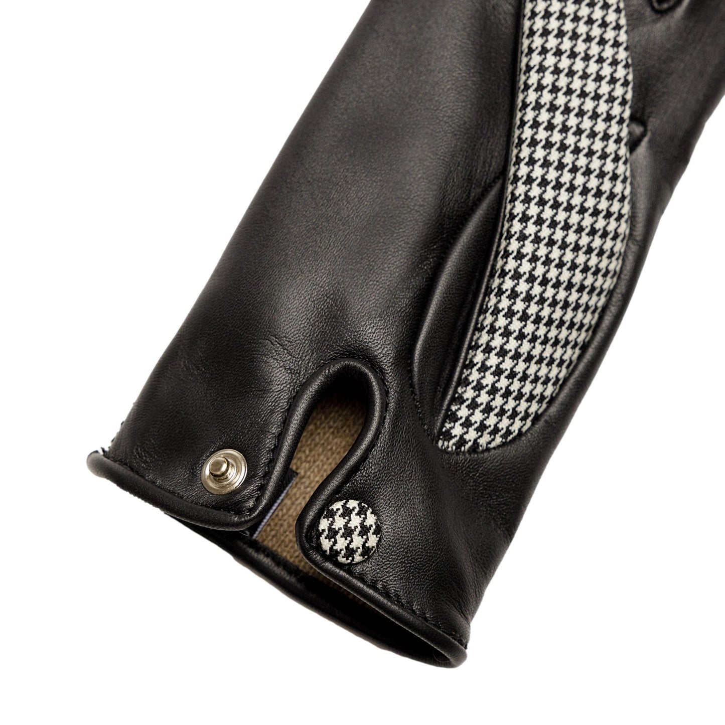Nettuno: touchscreen leather gloves with a shower-proof suede top