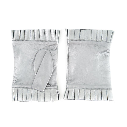 Women's unlined half fingers gloves in silver laminated nappa leather