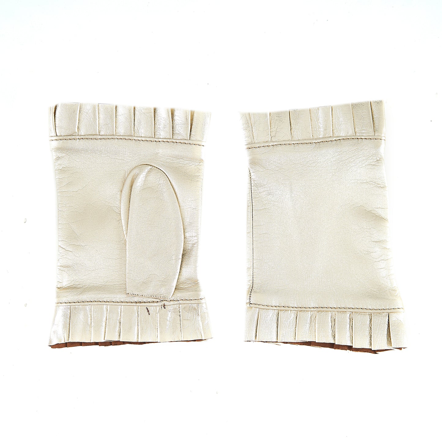 Women's unlined half fingers gloves in gold laminated nappa leather