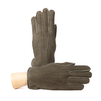 Men's curly lambskin gloves with leather piped edge and side opening