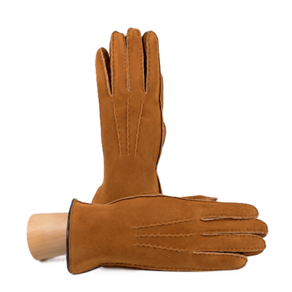 Men's curly lambskin gloves with leather piped edge and side opening