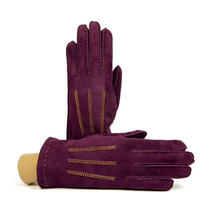 Bespoke Women's classic suede leather gloves entirely hand-sewn with cashmere lining