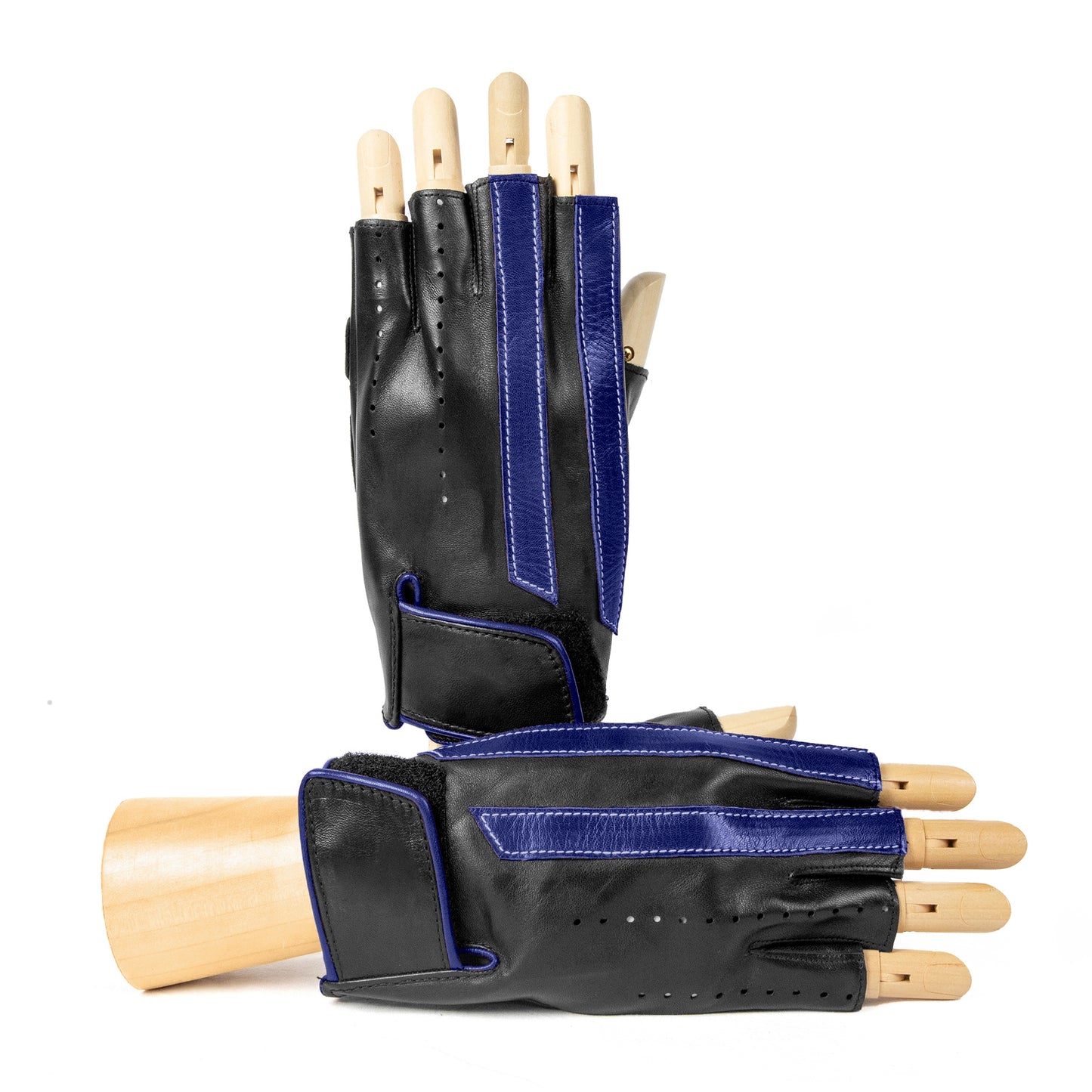 Men's unlined half fingers driving gloves in black nappa leather with blue leather strips