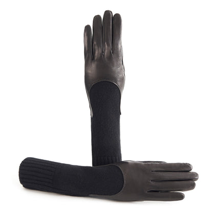 Women's unlined black sheepskin gloves with medium-lenght cashmere sleeve