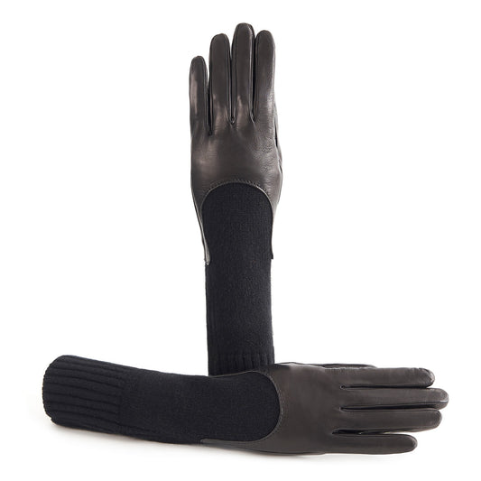 Women's unlined black sheepskin gloves with medium-lenght cashmere sleeve