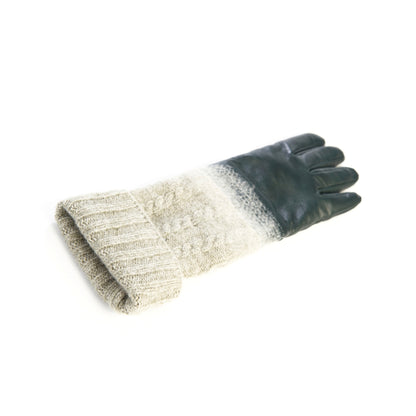 Women's gloves in green nappa leather with wool needle punch details