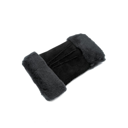 Women's lambskin fingerless in black color