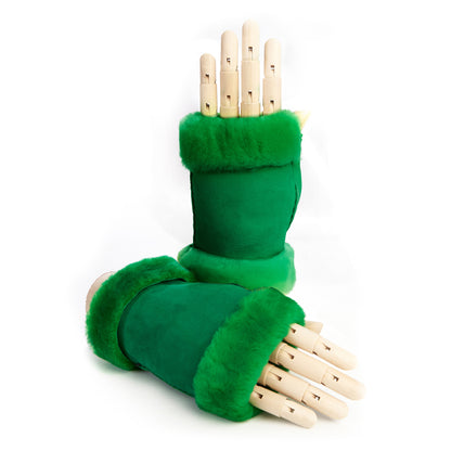 Women's lambskin fingerless in fluo green color