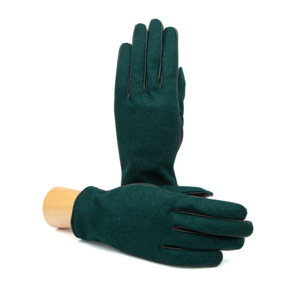 Men's green nappa touch leather gloves and Holland&Sherry wool top